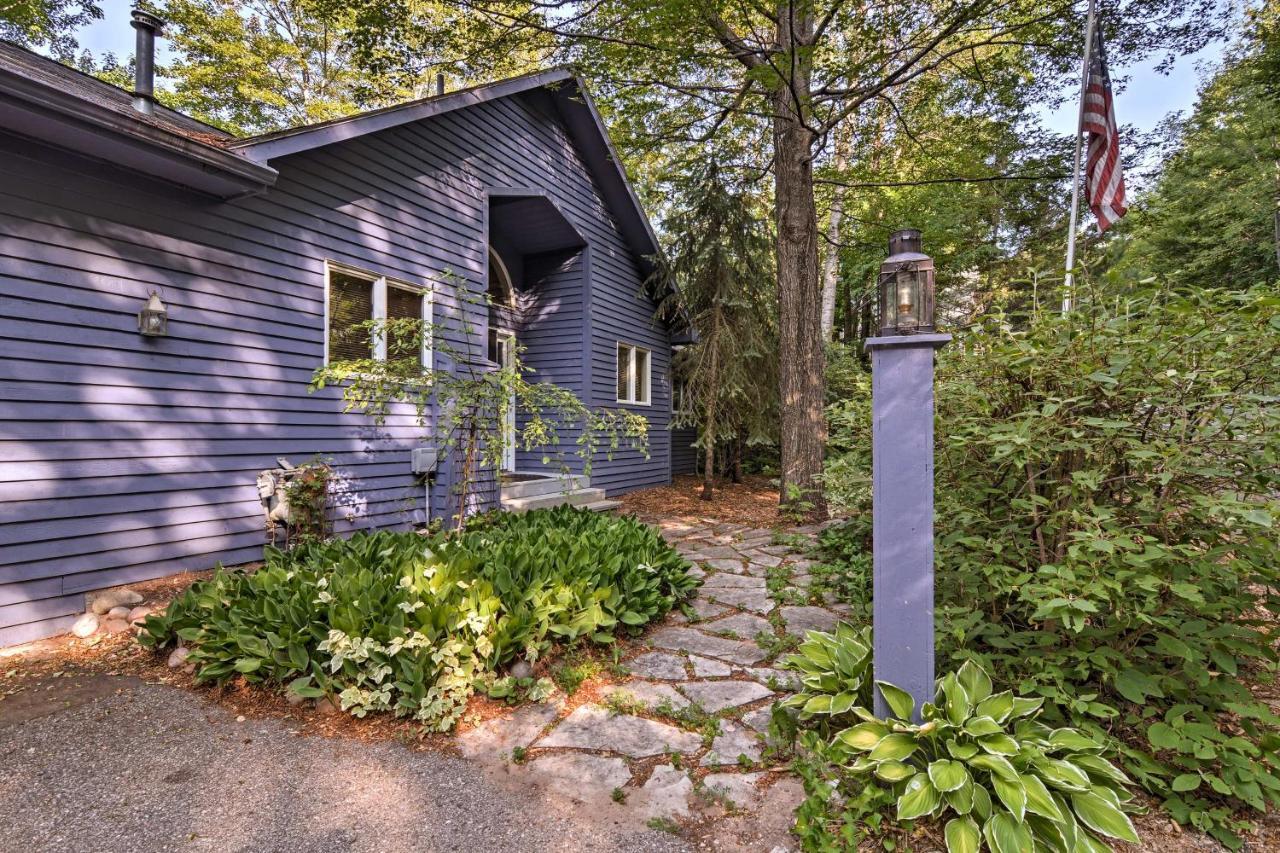 Resort-Style Harbor Springs Home With 2 Decks! Luaran gambar