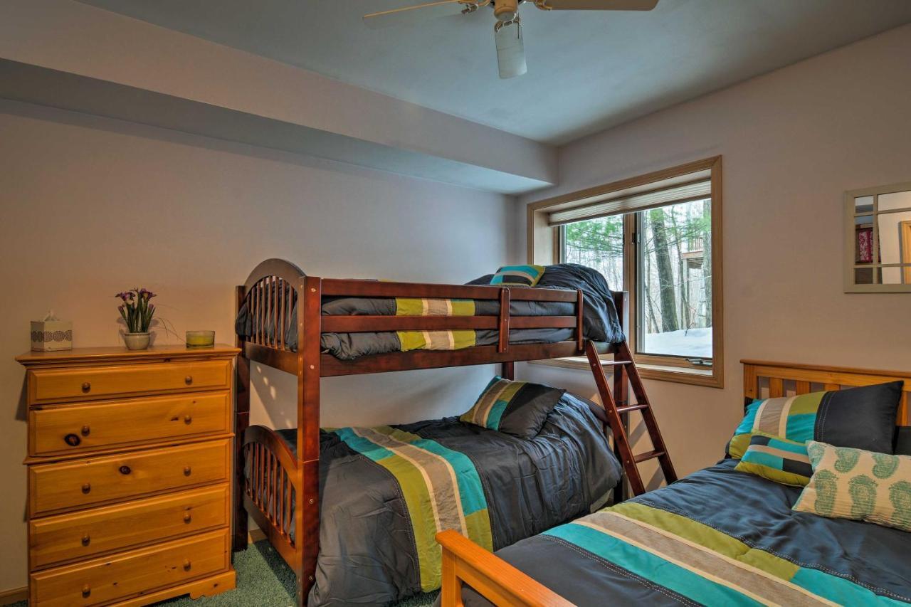 Resort-Style Harbor Springs Home With 2 Decks! Luaran gambar